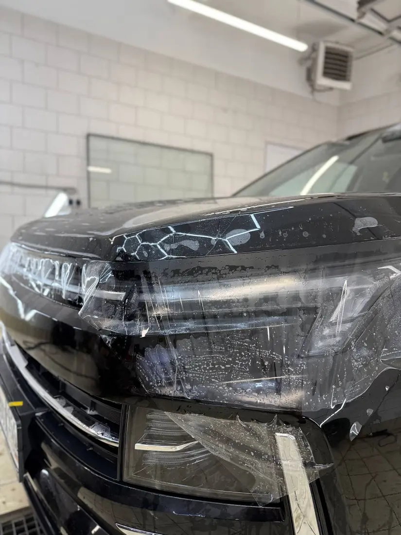 Volkswagen Touareg с плёнкой