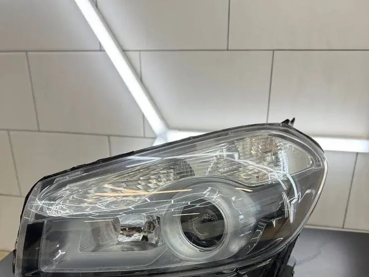 Фара Nissan Qashqai после полировки